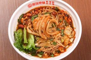 28岁辣妈辞职开小吃店 竟然日挣2000