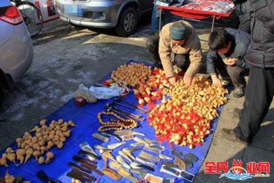 农村摆地摊卖什么好?(2020年地摊经济下推荐6个适合农村创业的项目)