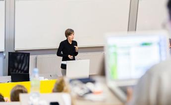 未来10大暴利行业:2021新兴行业有哪些?